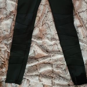 Ivivva size 12 mesh tights
